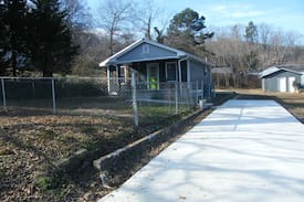 Lookout Valley Neighborhood Association House | Star 2 Cottage