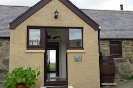 Portsoy Cabin | Redhythe farm "Udder Hoose" Portsoy