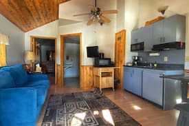 Walden Cabin | Cabin #3 at Howling Coyote
