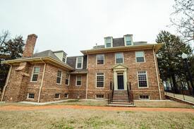 Batesville House | The Presidential Suite at Highland House
