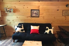 Carbon Hill Cabin | Verde Grove Cabins - “Poplar”