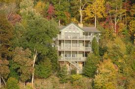 Topton House | The Pines at Nantahala - Lakeside Getaway