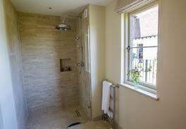 Petersfield Cabin | The Cottage at Lupton House, Froxfield Petersfield