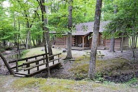 Bonnerdale Cabin | "Creekside Cabin" at Bean Creek