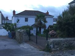 Mullion House | The Willows Mullion, Cornwall.