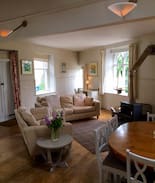 Berwick-upon-Tweed Cabin | Bankhill Cottage overlooking the Tweed at Berwick