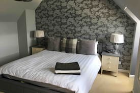 Newtongrange House | Corner Cottage, Newtongrange