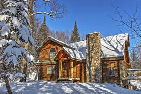 Antigo Cabin | 'Copper Lodge' Modern 3BR Gleason Cabin!