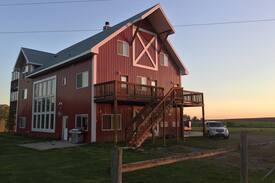 Ashton Cabin | Good Ground Family Retreat - Sleeps up to 30