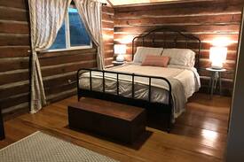 Fallbrook Cabin | Shady Creek Log Cabin