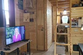 Sumner House | Tiny Home Cabin On The Puyallup River