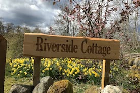 Dunkeld House | Riverside cottage with sauna, Trochry,near Dunkeld