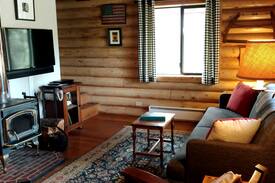 Leavenworth Cabin | Stuchin at Natapoc Lodging on the Wenatchee River