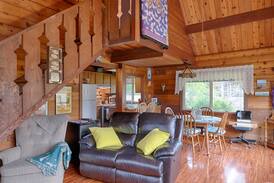 Long Beach House | Bk 2/Get 2 FREE! NEW home! Steps to beach, large deck, Pets OK, SeaShellA