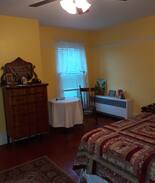 Monterey Bed & Breakfast | River Rest Farm B&B King Rm. - Head Waters, VA