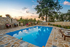 Ieromonachos House | Azalea House Holiday Villa in Paxos