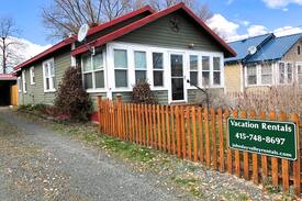 John Day House | John Day Valley Bungalow