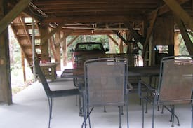 Stone County Cabin | Peaceful Wiggins Cabin overlooking Red Creek