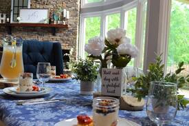 Tate Bed & Breakfast | Rustic Cabin Suite - Bent Tree Lodge & Vineyard