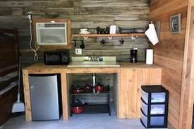 Zavalla Cabin | Moses Place Cabin #1