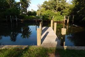 Longbeach Village Cabin | Palm Cottage in North Longboat Key