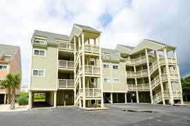 Caswell Beach Apartment | The Beach Hive- Oak Island Beach Villas