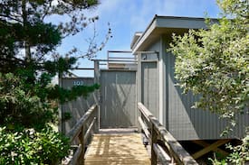 Kismet House | The Quinsea - Kismet Bayfront Getaway