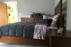South Barre House | Travel Nurse Housing