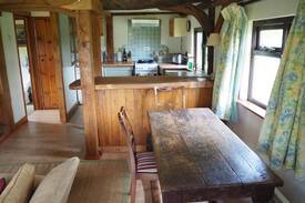 Godalming Other | Unique and quirky Bothy near London