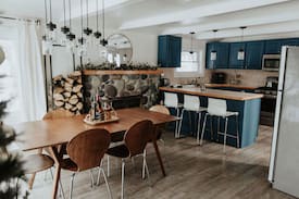 Irons Cabin | The Aqua Dock on Harper Lake