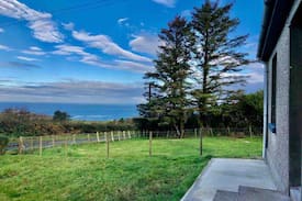 Ballycastle Cabin | Ballintoy View Cottage with spectacular views