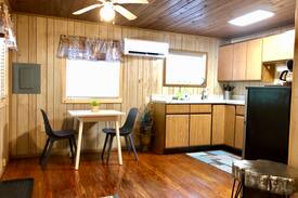 Fort White Cabin | Nichols Point Cabin, private Santa Fe River Inlet