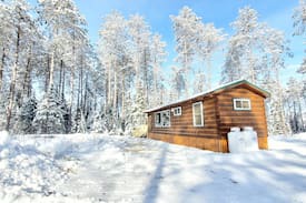 Malone Cabin | Modern Tiny Home next to Titus Mtn Ski Resort