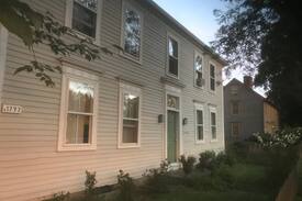 Hadley Bed & Breakfast | The 1797 House/Dawson room near Amherst, Hamp