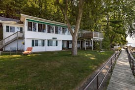 Covert House | VASHMAR - Palisades Park with beach front view!