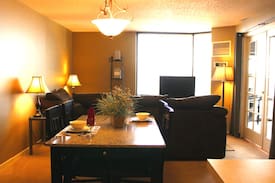 LoDo Apartment | Downtown Denver 19th Floor Barclay Tower Condo