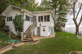 Covert House | VASHMAR - Palisades Park with beach front view!