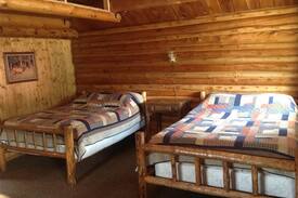 Cooke City-Silver Gate Cabin | Moose Tracks Cabin
