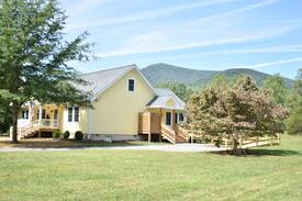 Nellysford House | The GranJan in the Rockfish Valley