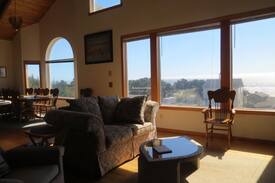 Florence House | Seascape at Heceta Beach