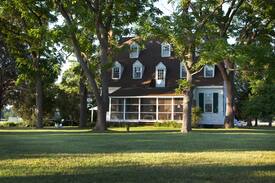 Nuttsville House | Waterfront Family Getaway On The Rappahannock