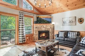 Pigeon Forge Cabin | "Buck Wild" with all the bells and whistles!