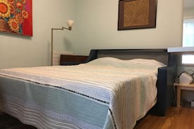 Cambridgeport House | Cozy Haven Near Harvard, MIT, & the Charles River