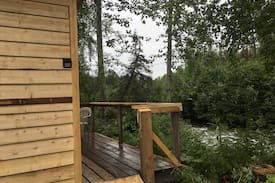 Susitna North Cabin | Talkeetna Cabins at Montana Creek / Chum Cabin