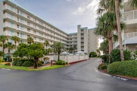 Cocoa Beach Apartment | Deedee's Beach Retreat Cocoa Beach