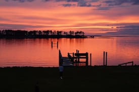 Cambridge House | Captains Quarters on The Bay