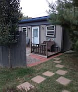 Hillview House | Cozy Tiny House
