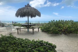 Holmes Beach Apartment | Coconuts Beach Resort 108 Beach Front