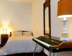Highland Park Apartment | Charming Highland Park Spacious Studio!