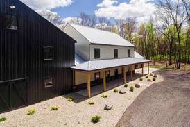 Niles House | Complete Privacy! - Indoor pool & gym!